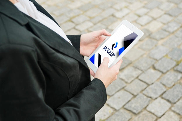 Electronic Device With Template For Business Psd