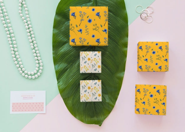 Elegant Jewelry And Packaging Mockup Psd