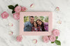Family And Roses Mock-Up Memory Photo Psd