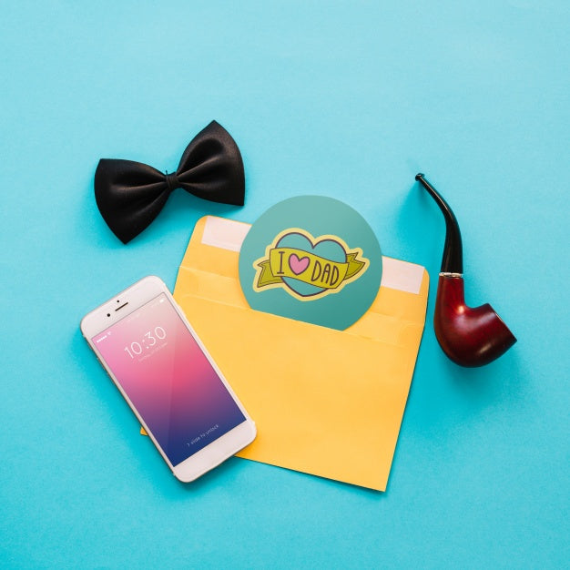 Fathers Day Mockup With Round Label In Envelope Psd