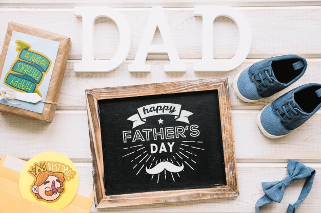 Fathers Day Mockup With Slate Psd