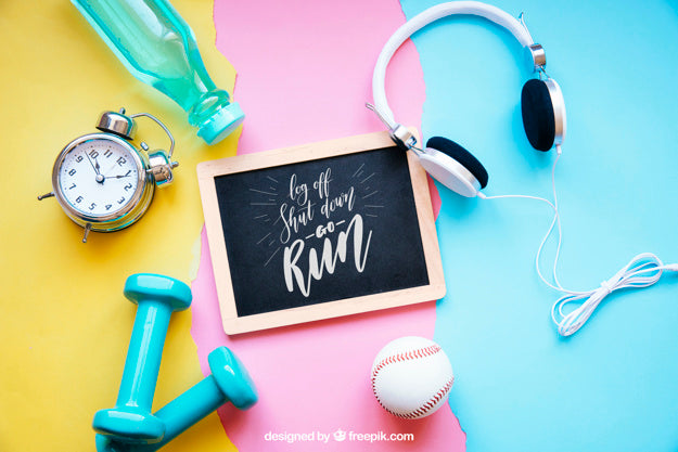 Fitness Mockup With Slate And Workout Elements Psd