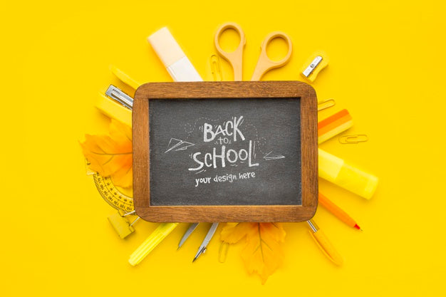 Flat Lay Back To School Elements Assortment Mock-Up Psd
