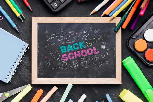 Flat Lay Back To School With Chalkboard Psd