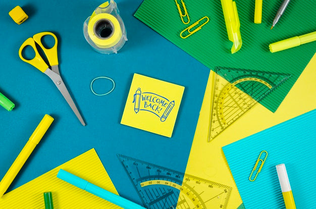 Flat Lay Back To School With Supplies Psd