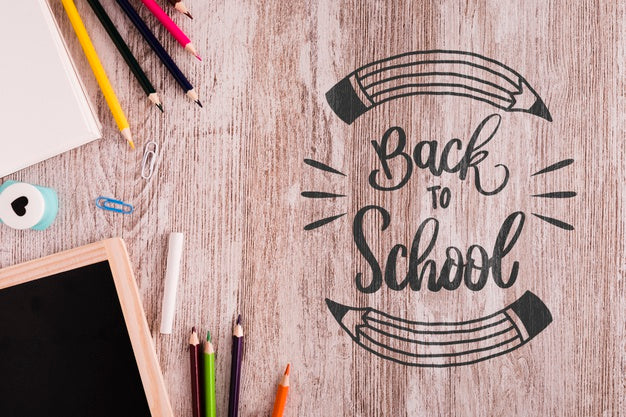 Flat Lay Back To School With Wooden Background Psd