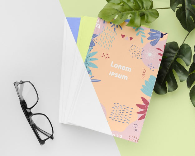 Flat Lay Books And Glasses Arrangement Psd