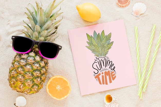 Flat Lay Card Or Paper Mockup With Summer Elements Psd