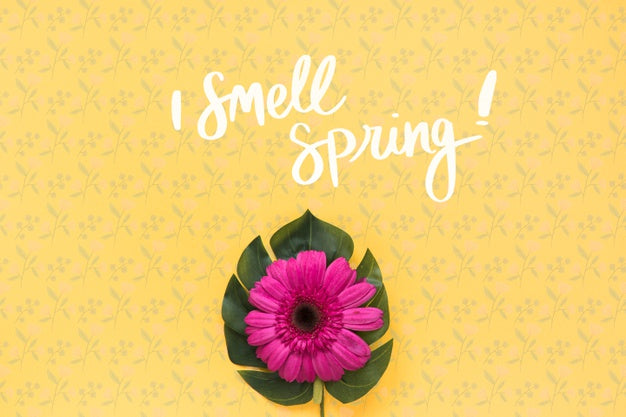 Flat Lay Copyspace Mockup For Spring Psd