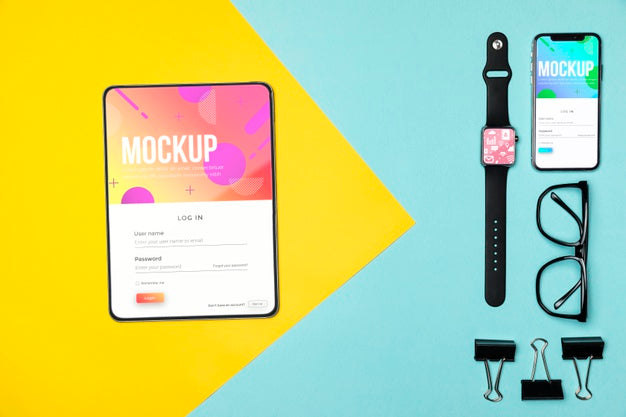 Flat Lay Devices And Glasses Arrangement Psd