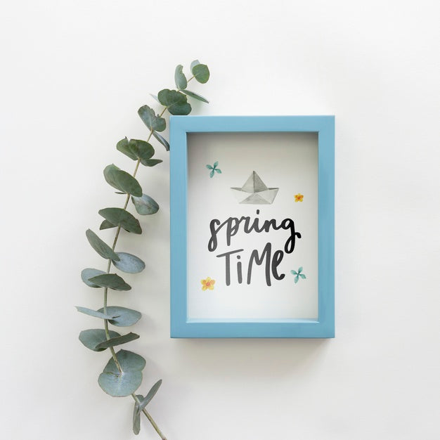 Flat Lay Frame Mockup With Spring Flowers Psd