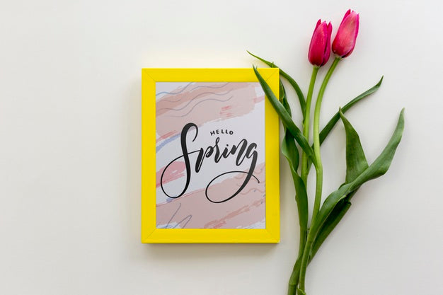 Flat Lay Frame Mockup With Spring Flowers Psd