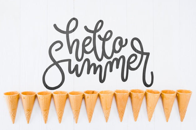 Flat Lay Ice Cream Cone Mockup With Copyspace Psd