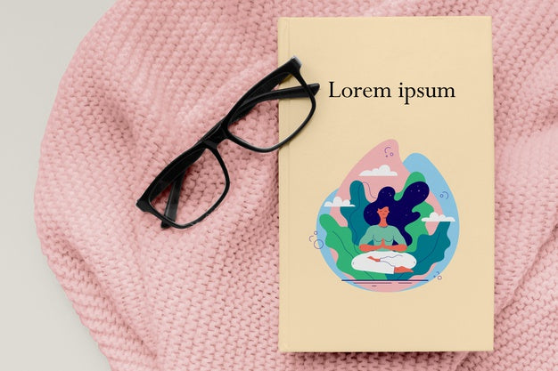 Flat Lay Minimalist Book Cover Mock-Up Psd