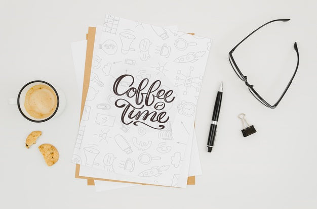 Flat Lay Minimalist Paper Mock-Up On White Background Psd