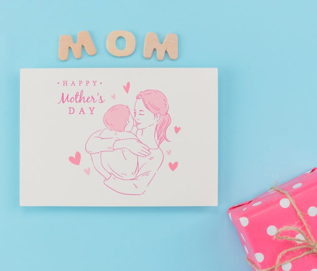 Flat Lay Mothers Day Card Mockup Psd