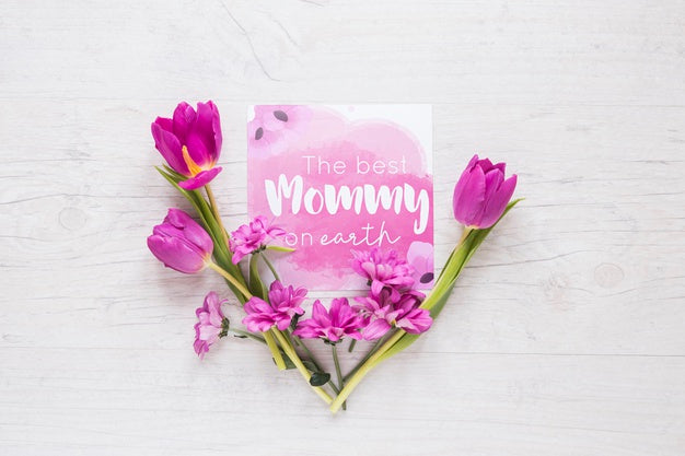 Flat Lay Mothers Day Card Mockup Psd