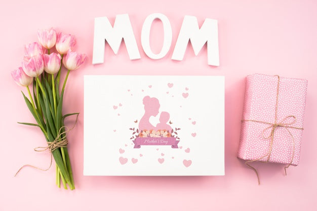Flat Lay Mothers Day Card Mockup Psd