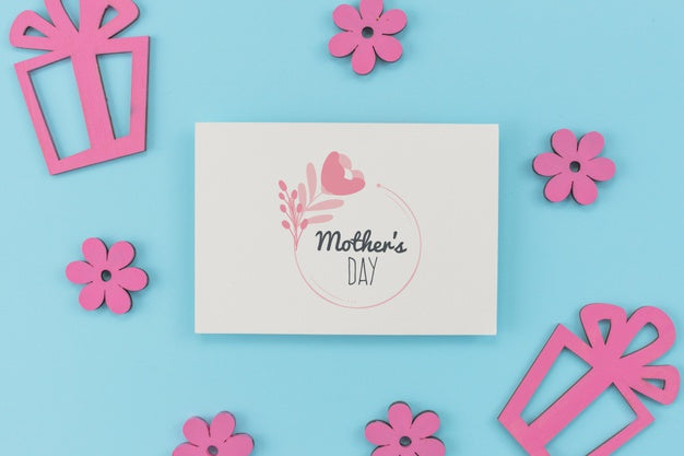 Flat Lay Mothers Day Card Mockup Psd