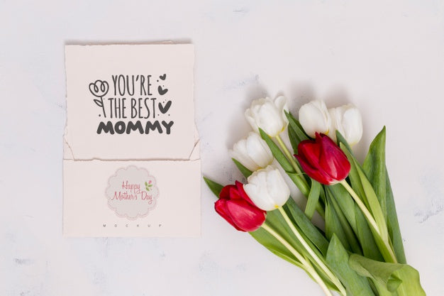 Flat Lay Mothers Day Composition With Card Mockup Psd