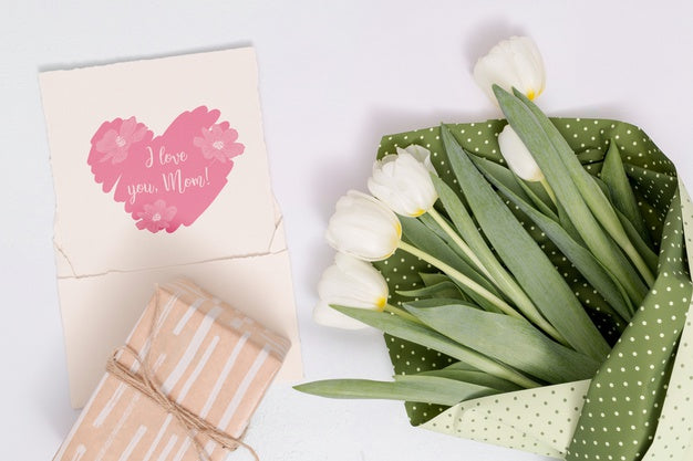 Flat Lay Mothers Day Composition With Card Mockup Psd