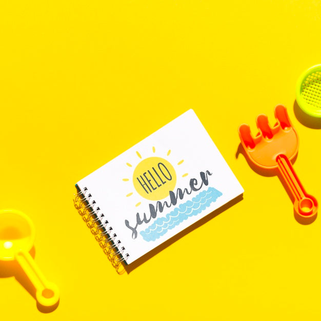 Flat Lay Notepad Mockup With Summer Elements Psd