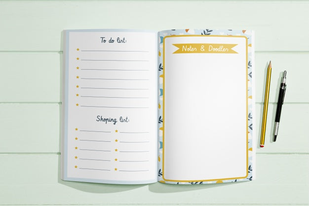 Flat Lay Of Brochure Concept Mock-Up Psd