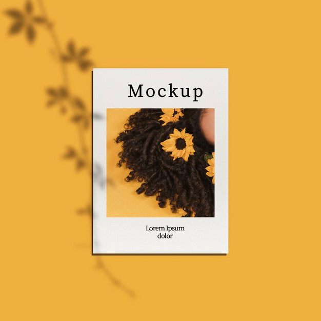 Flat Lay Of Card With Photo And Shadow Psd