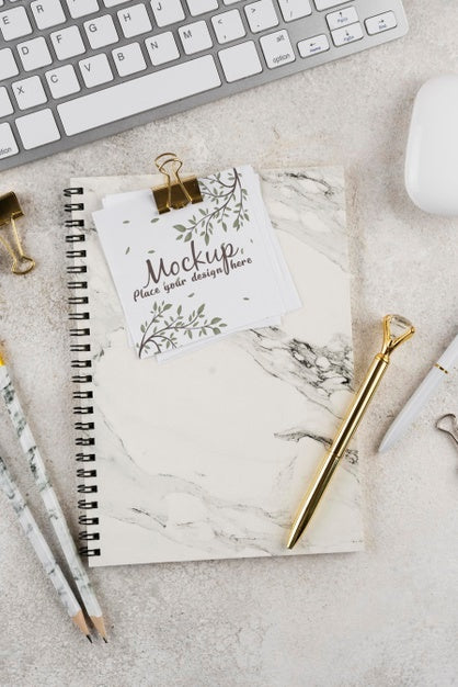 Flat Lay Of Elegant And Minimal Desk Psd