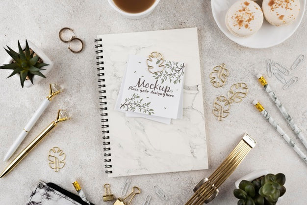 Flat Lay Of Elegant And Minimal Desk Psd