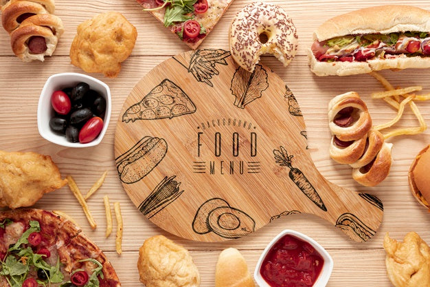 Flat Lay Of Fast Food On Wooden Table Mock-Up Psd