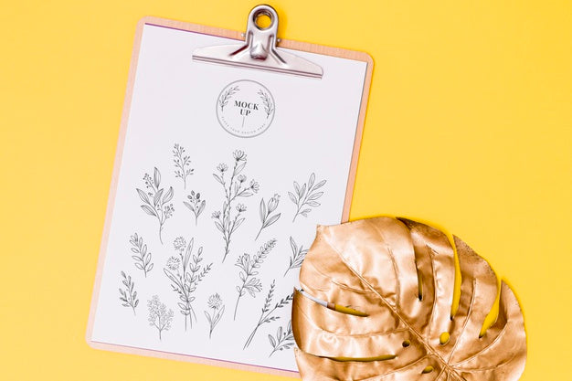 Flat Lay Of Leaves Concept Mock-Up Psd