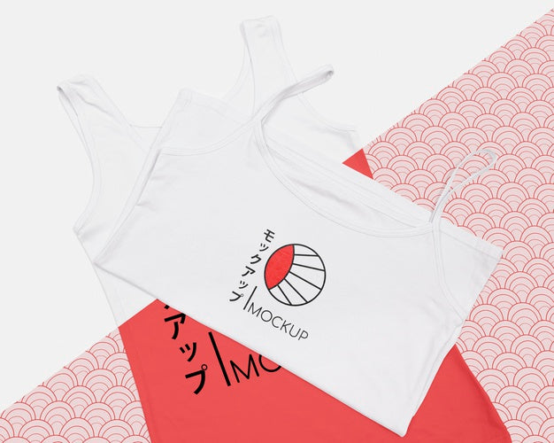 Flat Lay Of T-Shirt Concept Mock-Up Psd