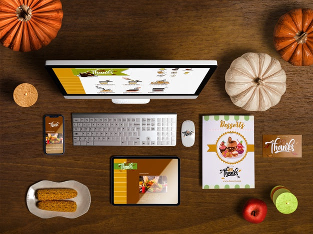 Flat Lay Of Thanksgiving Scene Creator With Wooden Background Psd