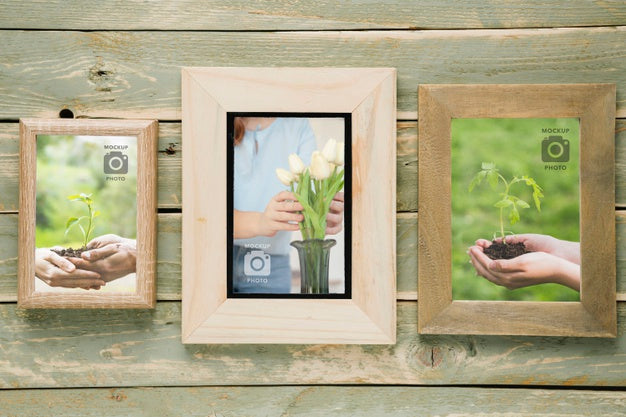 Flat Lay Of Variety Of Frames On Wooden Background Psd