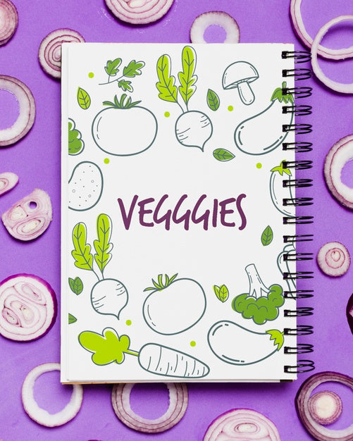 Flat Lay Onion Slices With Notebook Mock-Up Psd