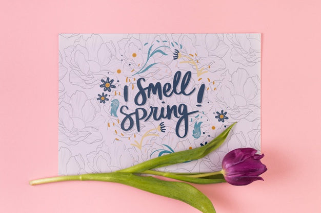 Flat Lay Paper Card Mockup With Spring Concept Psd