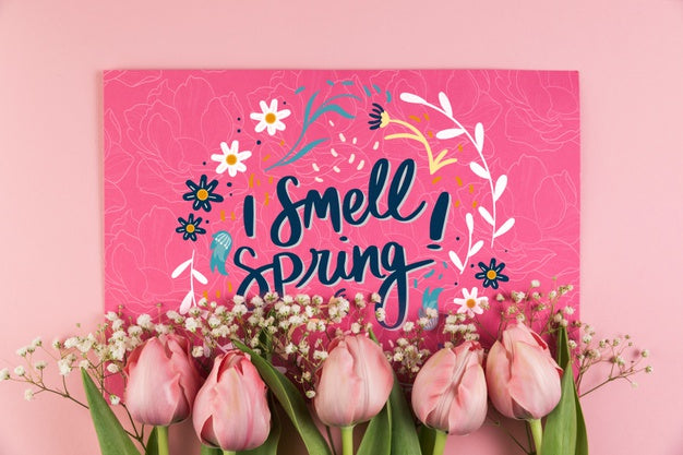 Flat Lay Paper Card Mockup With Spring Concept Psd