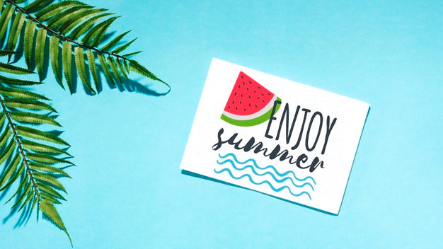Flat Lay Paper Card Mockup With Summer Elements Psd