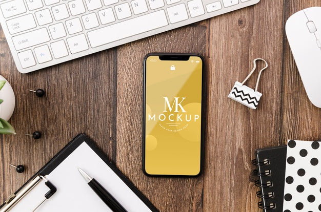 Flat Lay Phone Mock-Up On Desk Psd