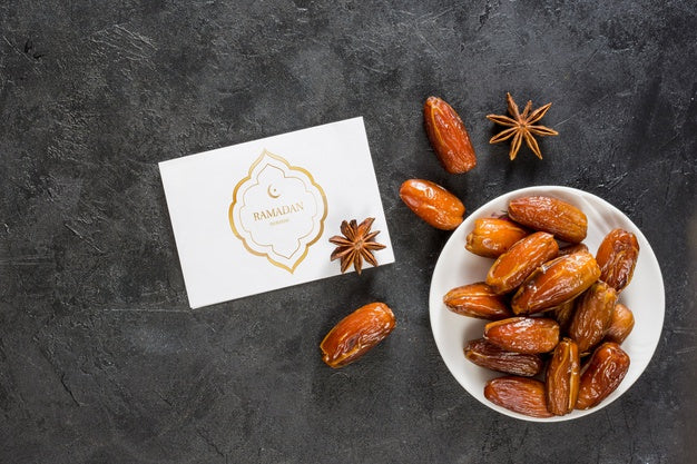 Flat Lay Ramadan Composition With Card Mockup Psd