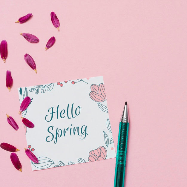 Flat Lay Spring Mockup With Card Psd
