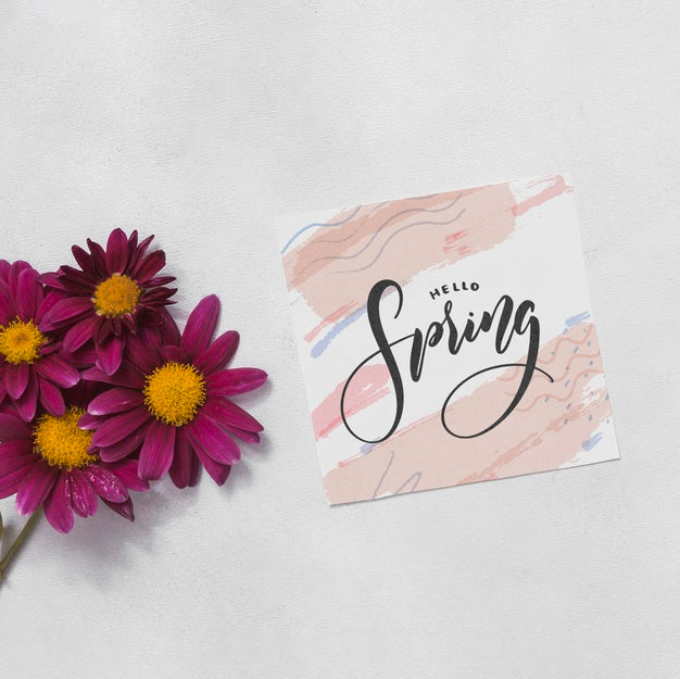 Flat Lay Spring Mockup With Card Psd