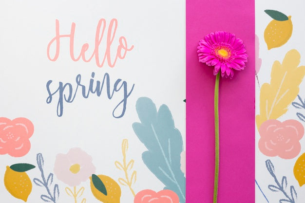 Flat Lay Spring Mockup With Copyspace Psd