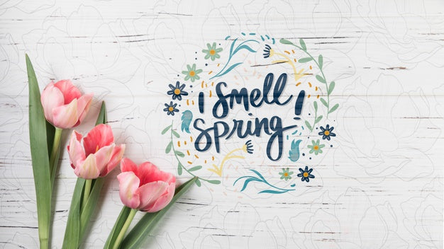 Flat Lay Spring Mockup With Copyspace Psd