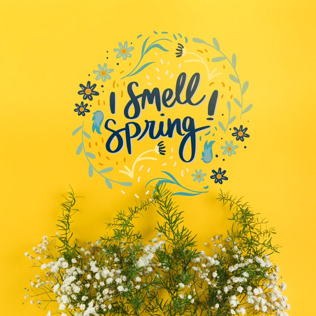 Flat Lay Spring Mockup With Copyspace Psd