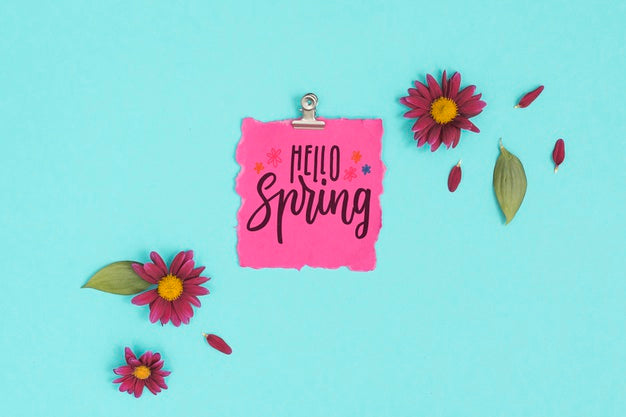 Flat Lay Spring Mockup With Greeting Card Psd