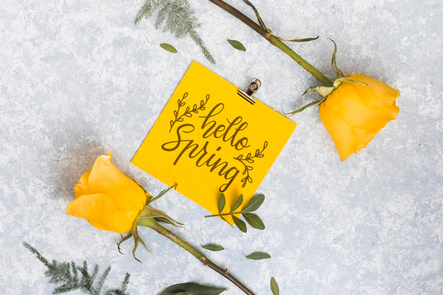 Flat Lay Spring Mockup With Greeting Card Psd