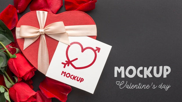 Flat Lay Valentine'S Day Candies And Roses With Mock-Up Letter Psd
