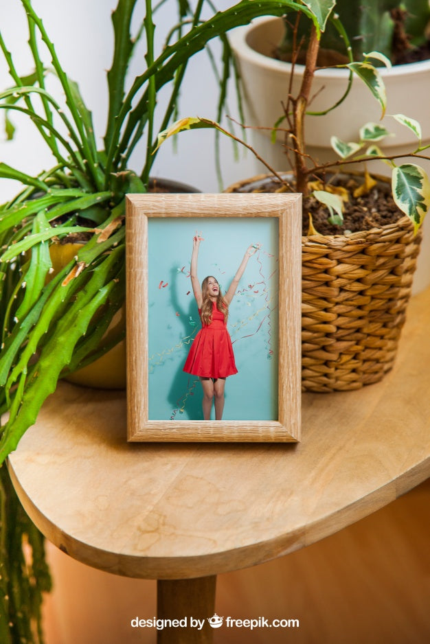 Floral Concept With Frame Mockup Psd